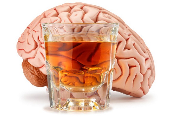 Rượu bia anh hưởng đến não bộ