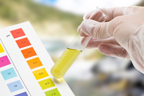 Làm thế nào để chẩn đoán bệnh dựa trên màu sắc nước tiểu?
