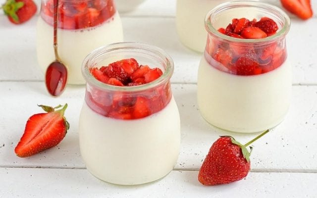 Probiotics có nhiều trong sữa chua và các loại hoa quả